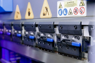MetalTec HBC 170/3200 Листогибочный пресс с ЧПУ 4+1 CYBELEC CT12