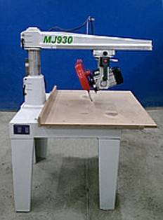 Торцовочный станок MJ930