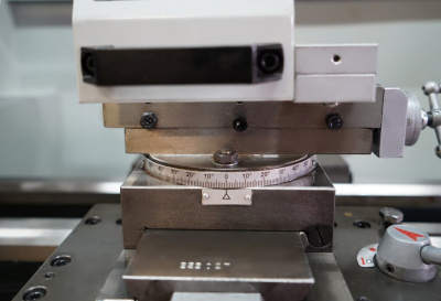 Станок настольный токарный Metal Master MasterTurn 3390G