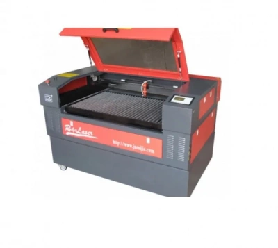 Лазерно-гравировальный станок RJ 1060