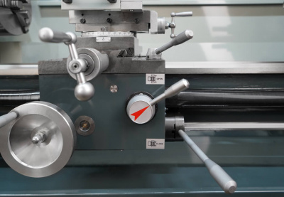 Станок настольный токарный Metal Master MasterTurn 3390G